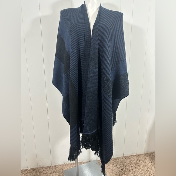 NWT Style & Co Womens Blue Knit Striped Fringe Poncho Size L/ XL - Picture 1 of 9